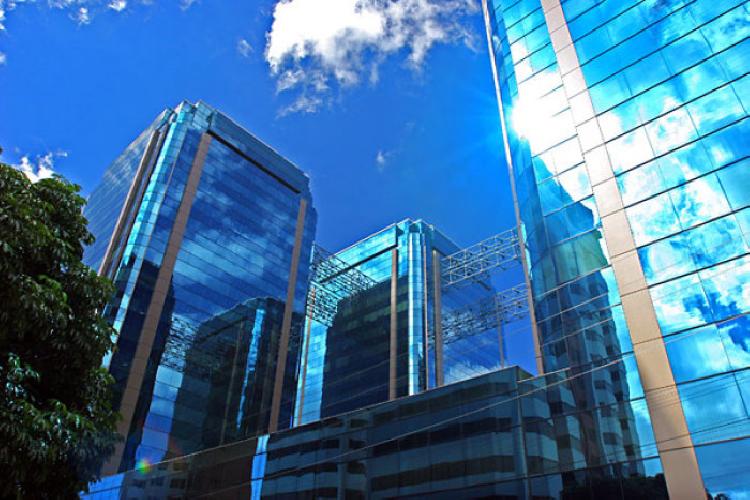 Oficina en Renta en la zona 14 Europlaza