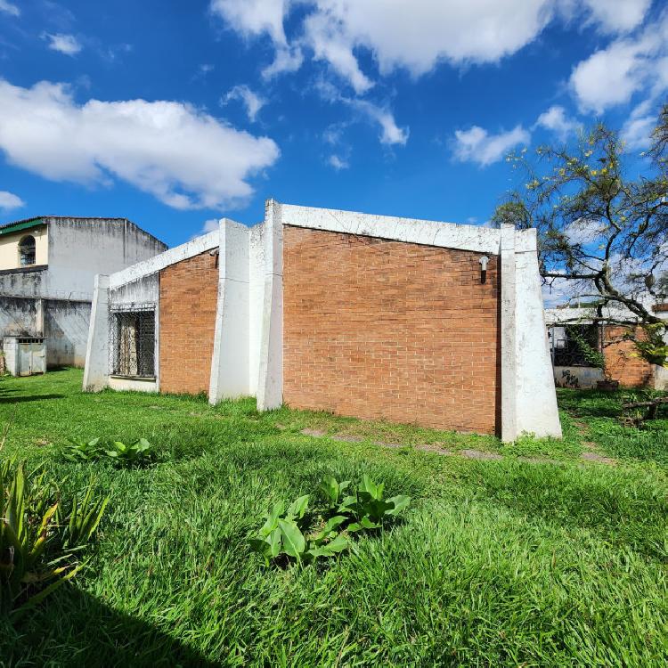 Casa-Terreno en Venta Zona 15 Colonia Trinidad