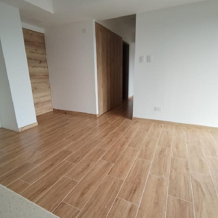 Apartamento en renta en zona 9 de 3 habitaciones