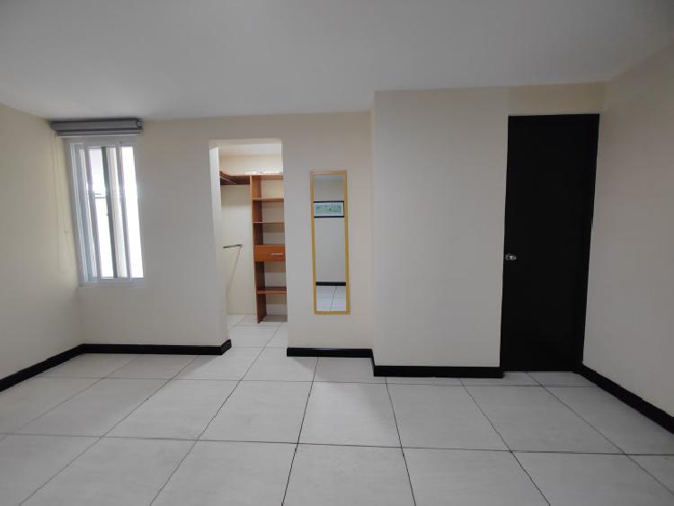 Apartamento 1 habitación amueblado en renta en zona 15