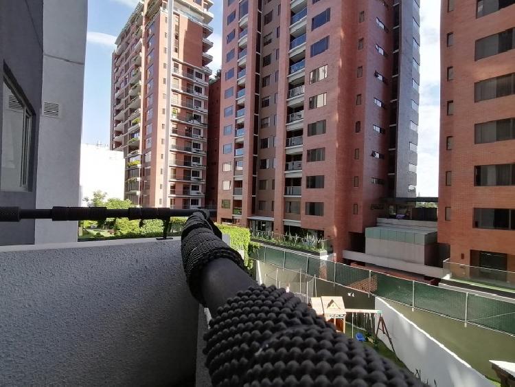 Apartamento de 3 habitaciones en venta Attica Zona 14