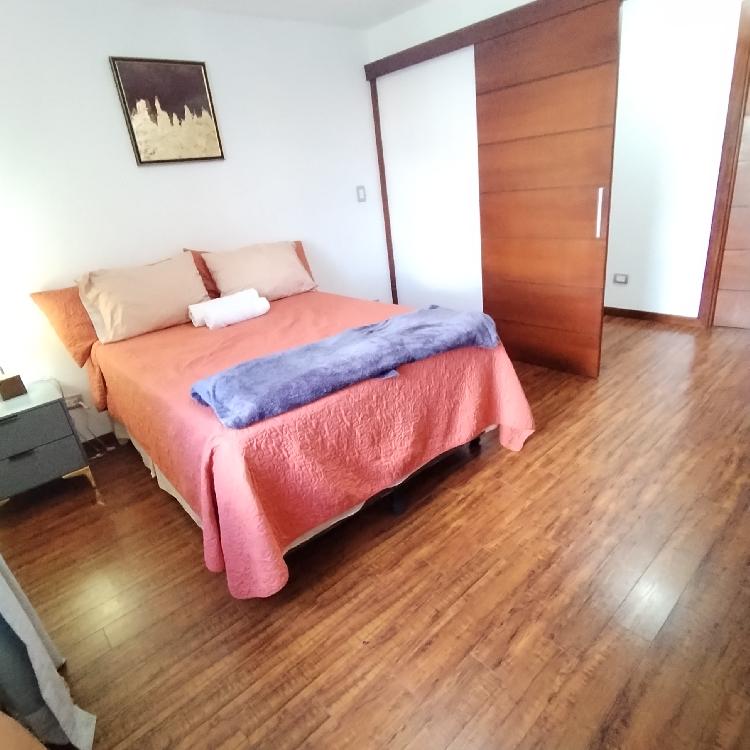 Apartamento amueblado en renta zona 10 Ciudad Vieja