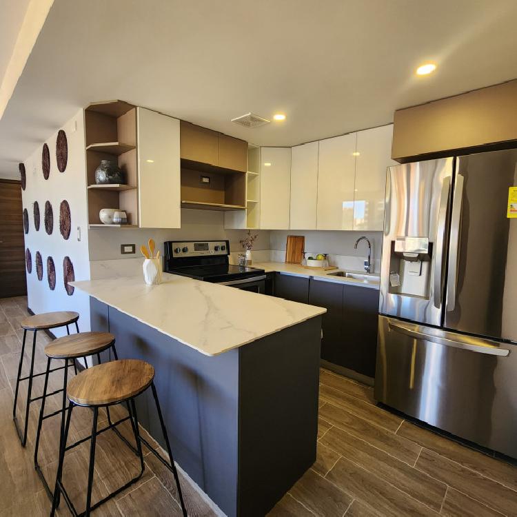 Apartamento en Venta en la Zona 10 cerca oakland