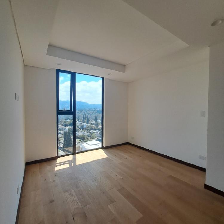 Apartamento en Reserva 5ta avenida zona 14 renta