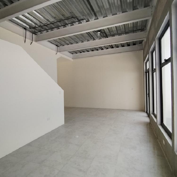 Ofibodega en venta en zona 2 de Mixco Interamericana