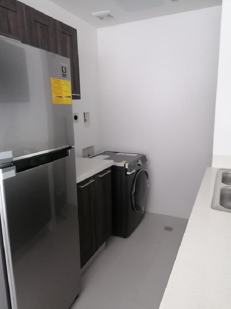 Apartamento en Renta Zona 7 Edificio Difiori 