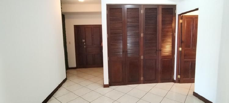 Apartamento en renta Vista Hermosa zona 15