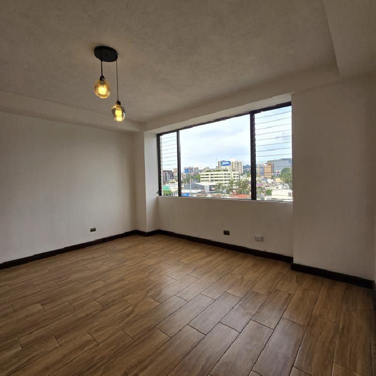 Apartamento 3 Dormitorios en Alquiler Zona 10.