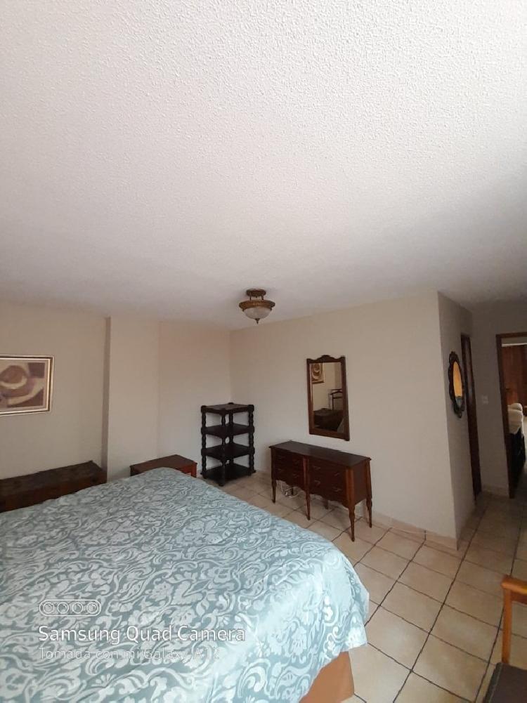 Apartamento en renta en zona 10 amueblado la 15 calle