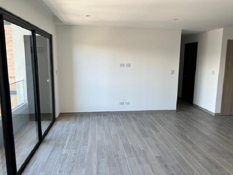 Apartamento en Renta de 3 Habitaciones en Zona 10