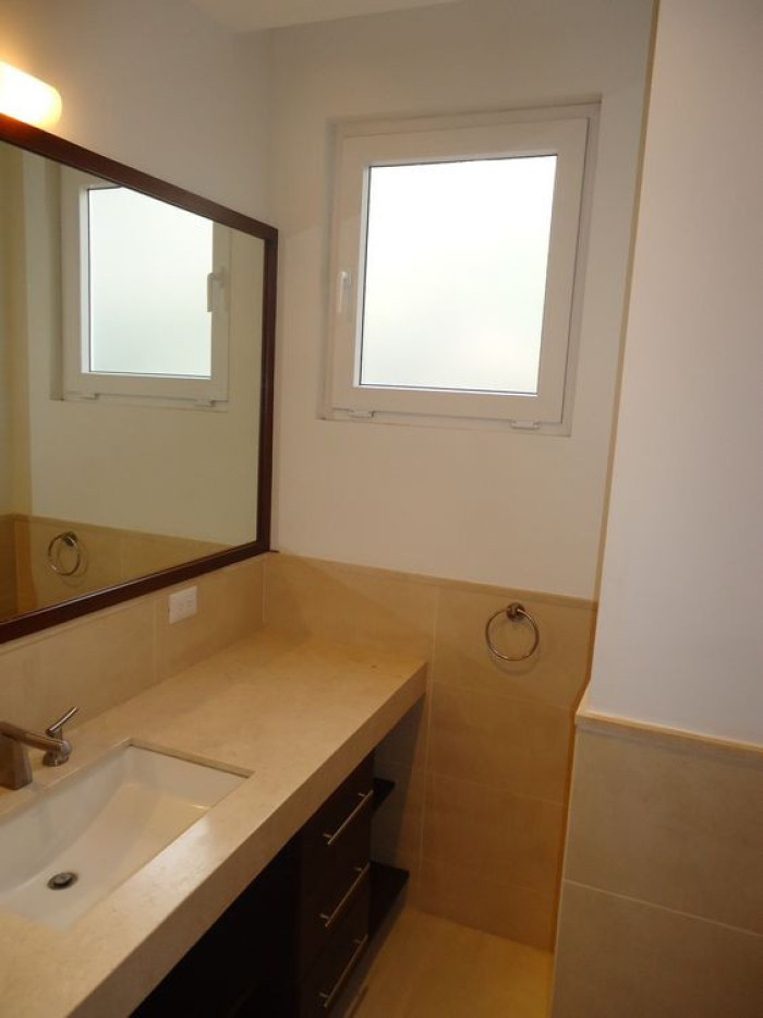 APARTAMENTO AMUEBLADO EN ALQUILER 5 AVENIDA ZONA 14 