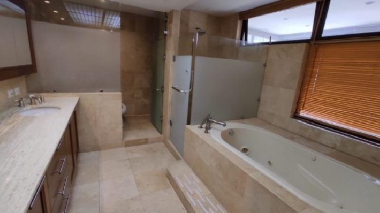 Apartamento en Renta de 400 Mts2  en Tiffany Zona 10