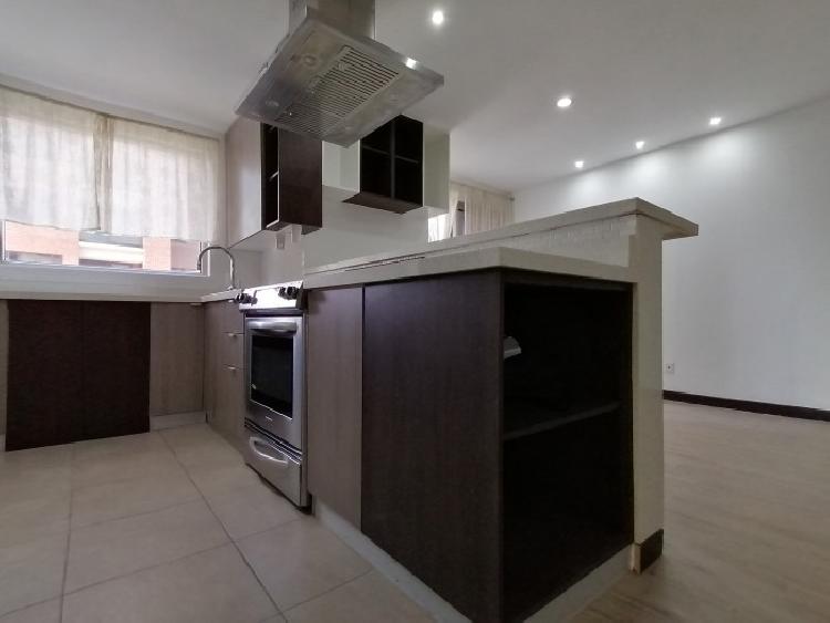 Apartamento de 3 habitaciones en venta Attica Zona 14