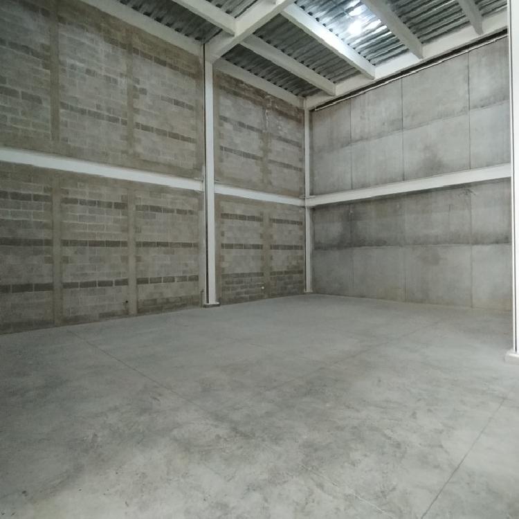 Ofibodega en venta en zona 2 de Mixco Interamericana