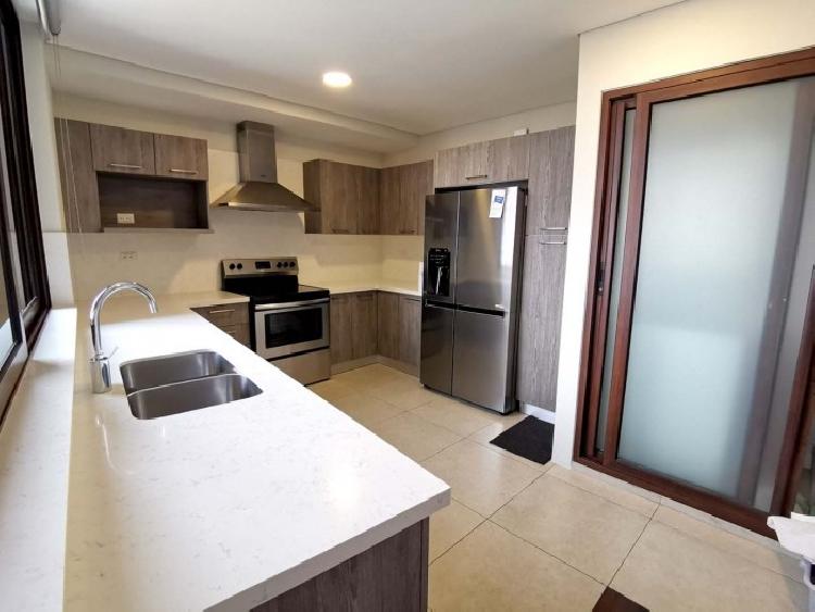 Apartamento en alquiler zona 14