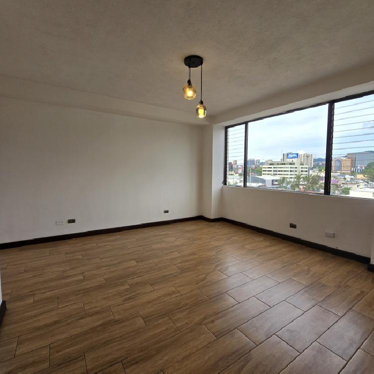 Apartamento 3 Dormitorios en Alquiler Zona 10.