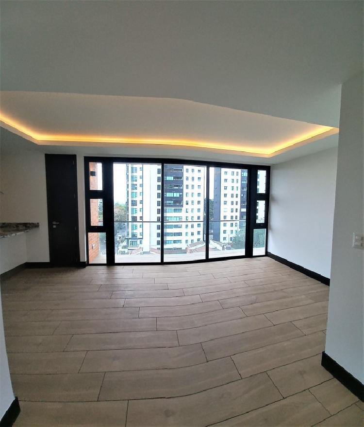 APARTAMENTO EN RENTA EN EDIFICIO BADEN ZONA 15