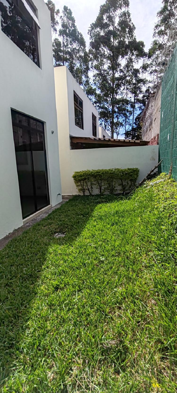 Hermosa Casa en venta en Bosque Escondido Fraijanes