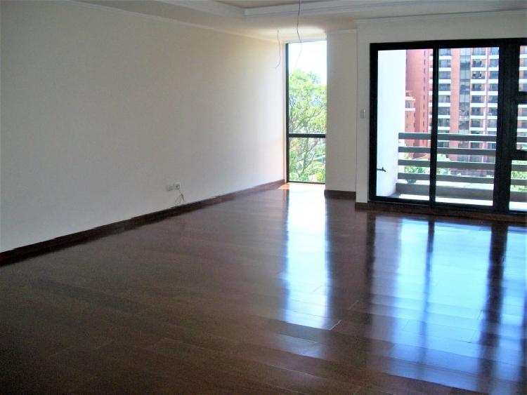 Apartamento en venta edificio Zona 10 Guatemala