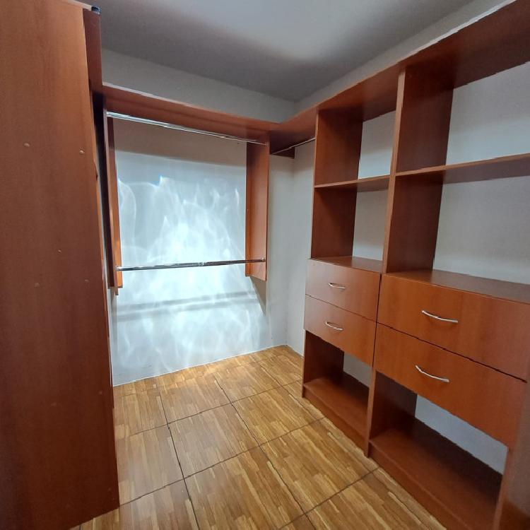 Casa en Venta en Jardines de Verónica en Villa Nueva