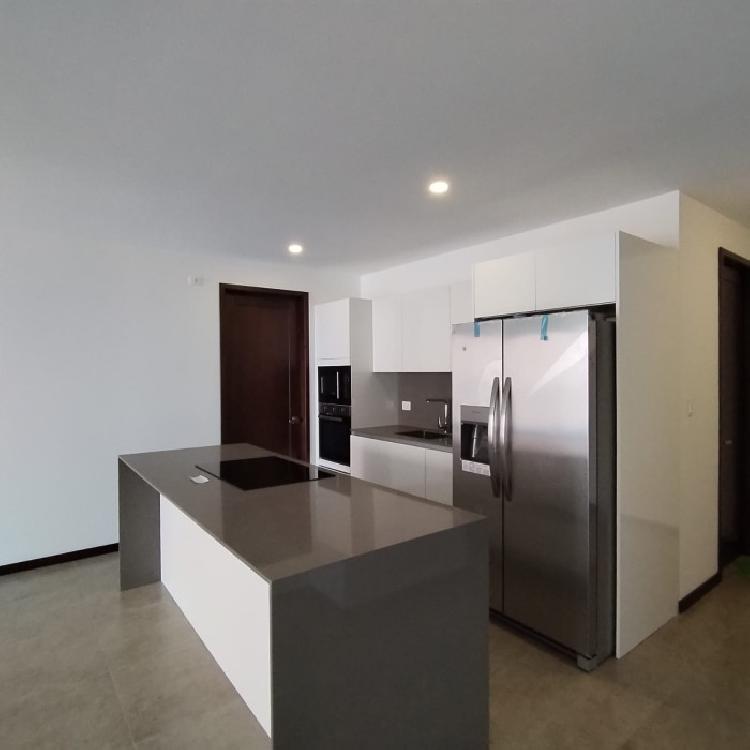 Apartamento NUEVO en RENTA zona 15 exclusiva area