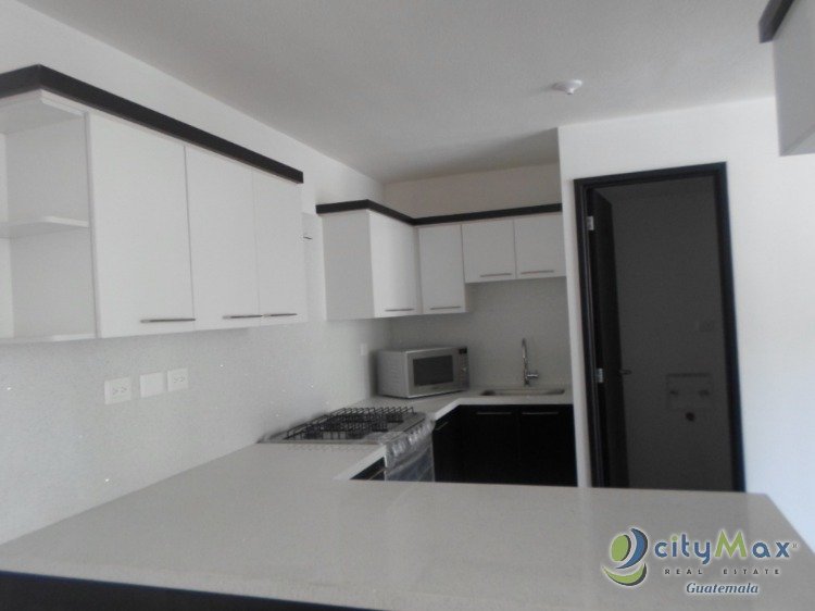 Apartamento con 147.79m2 en Venta Zona 10 Los Proceres