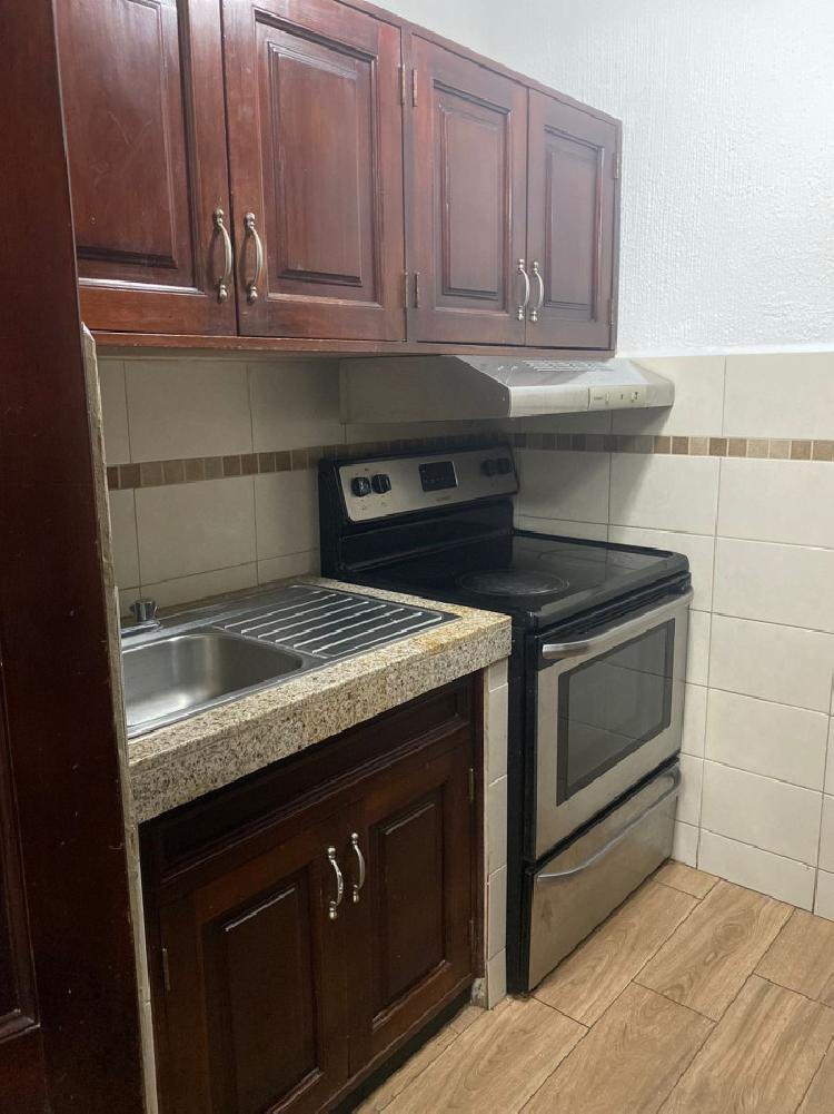 Apartamento amueblado en renta en Santa Clara I Zona 10