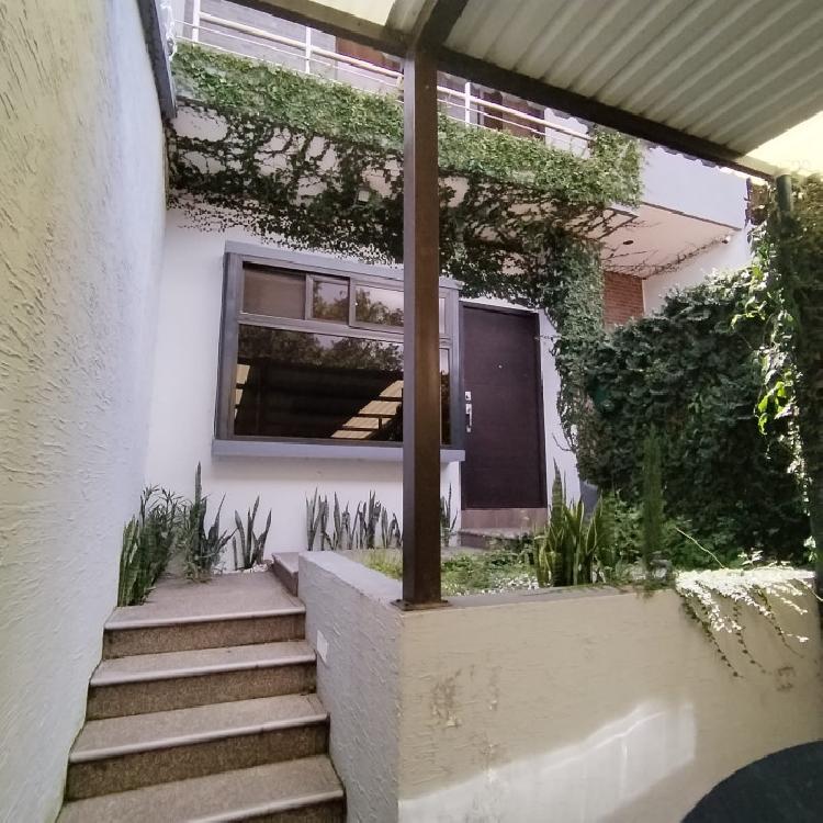 Casa en VENTA en HACIENDA REAL Z.16 Guatemala