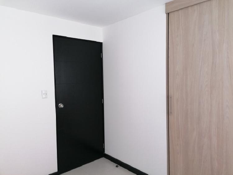 Apartamento de 3 habitaciones en alquiler en zona 7 