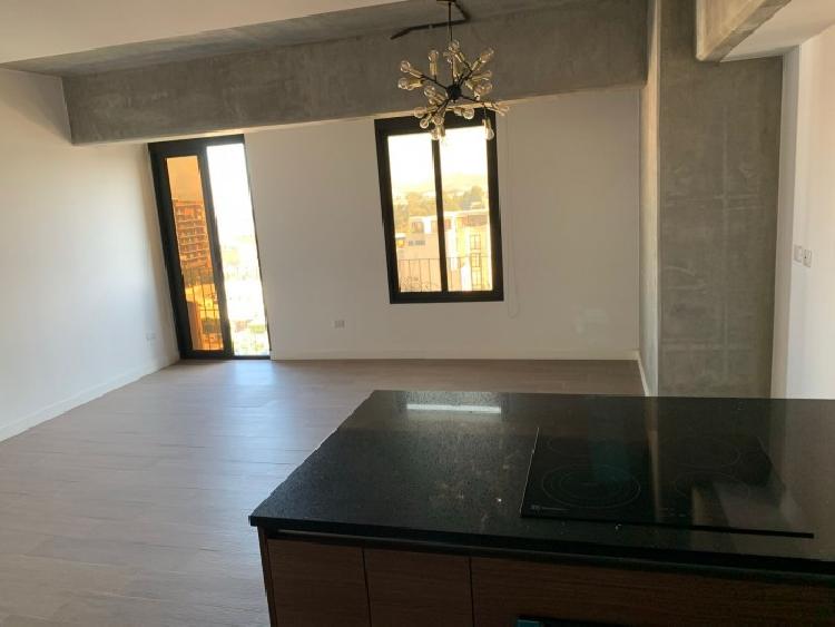 Apartamento en renta  zona 14 cerca Europlaza