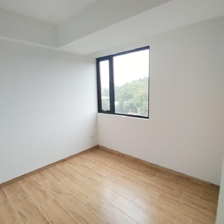 Apartamento en renta en zona 9 de 3 habitaciones