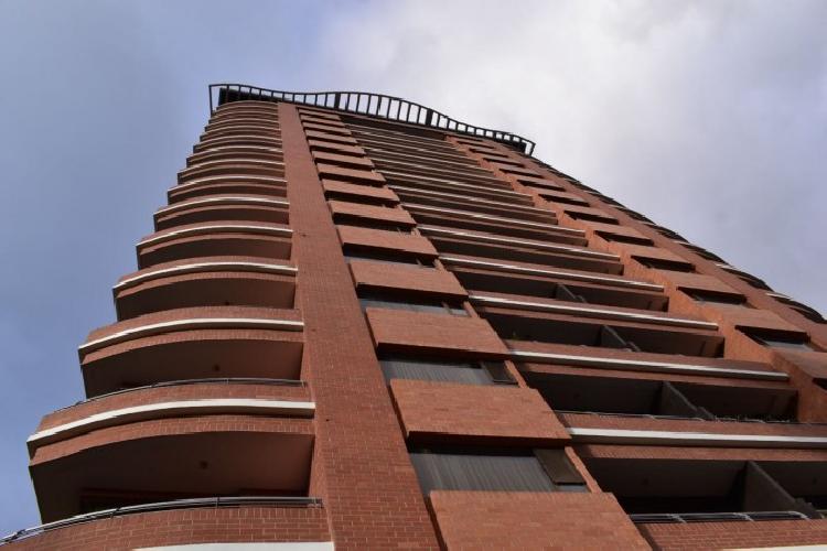 Apartamento amueblado en Alquiler en zona 10