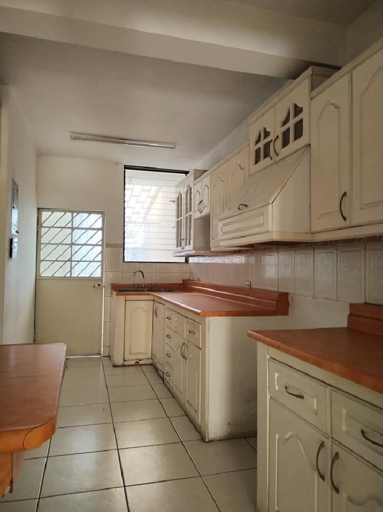 Casa en Renta de suelo Comercial Zona 11 Col. Mariscal
