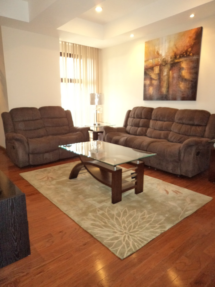 En renta hermoso apartamento amueblado en la Zona 14