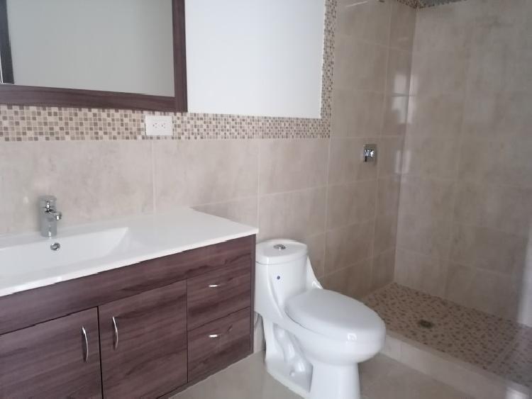 Apartamento en Renta Zona 7 Edificio Difiori 