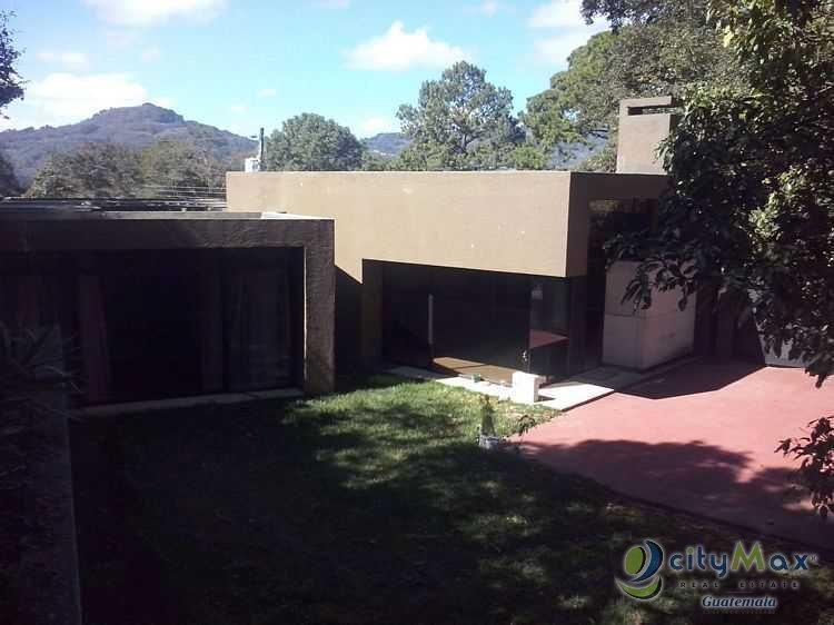 AMPLIA CASA EN VENTA SAN LUCAS SACATEPEQUEZ