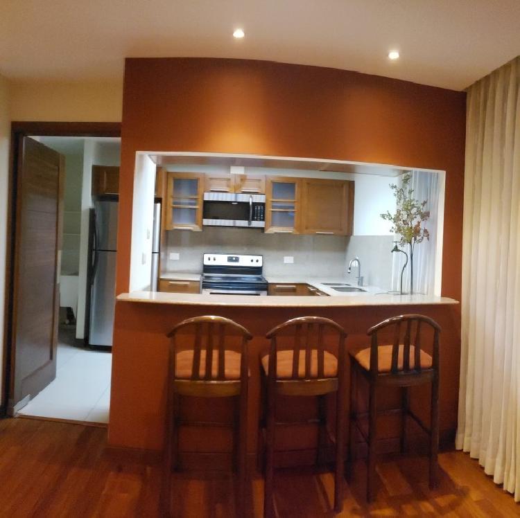 APARTAMENTO EN ALQUILER O VENTA Z.10 GUATEMALA