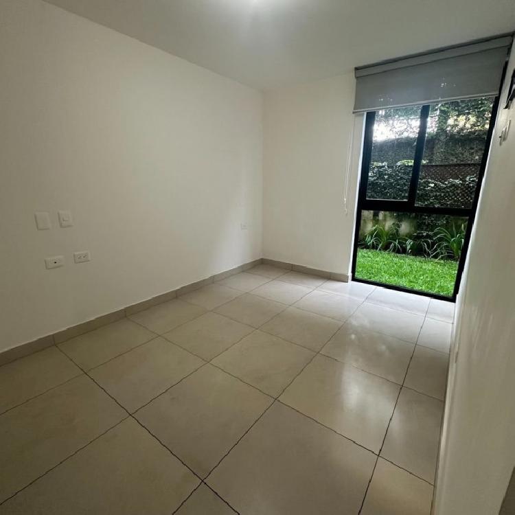 Apartamento en renta en la zona 14 sector La Villa