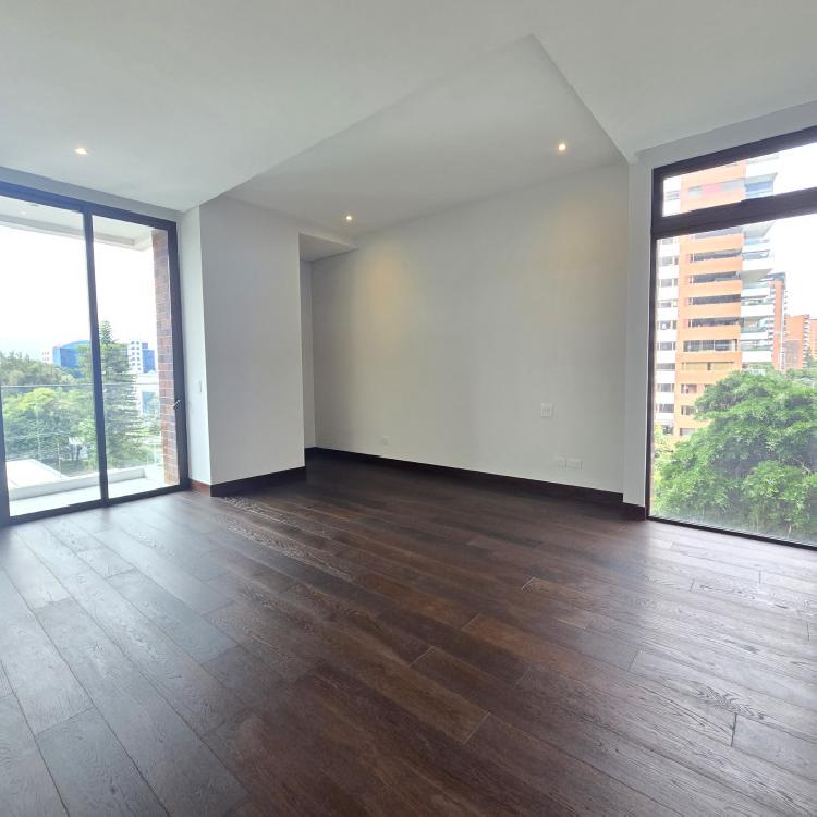 Apartamento de Lujo en renta o venta zona 14