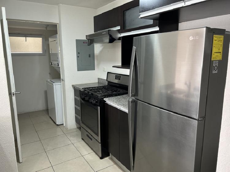 Apartamento en parque7 Calzada Roosevelt en alquiler