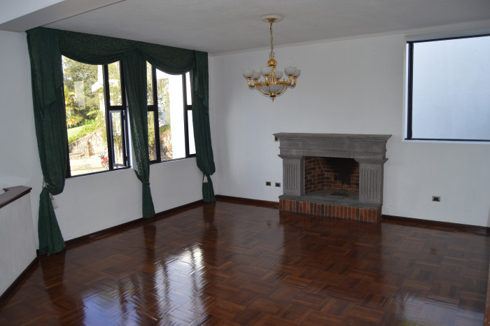 Casa en Venta Lomas de San Rafael Guatemala