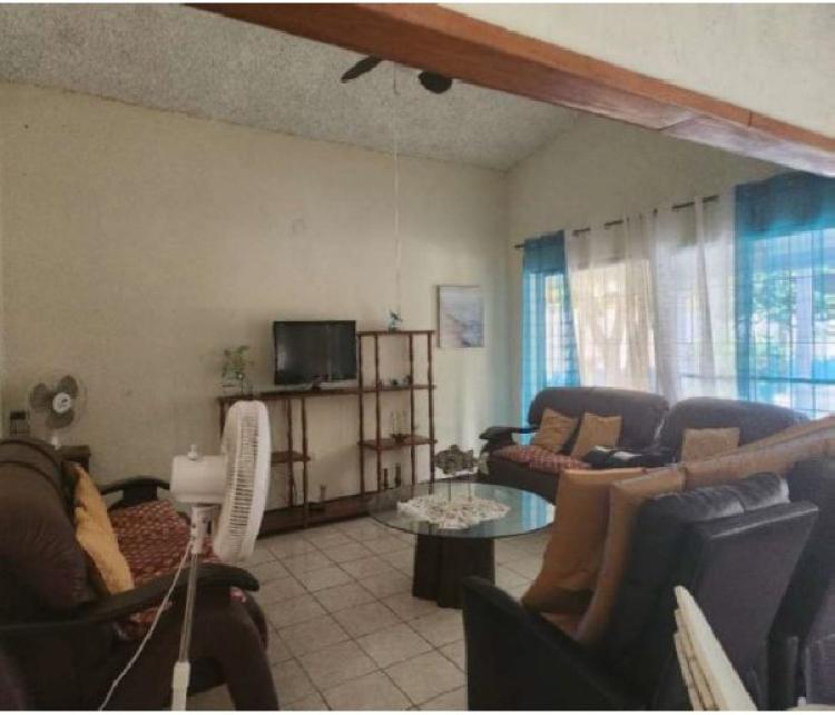 Casa con piscina y rancho a la venta El Pumpo Taxisco