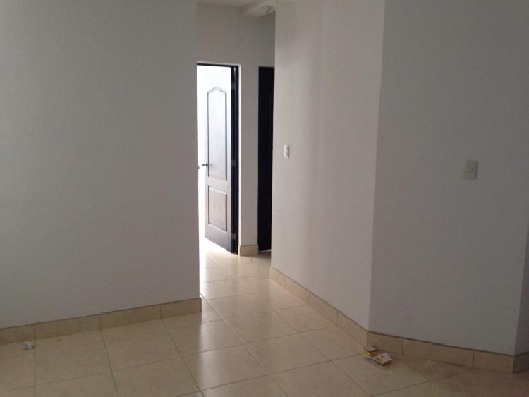 Apartamento en Real de los Fiallos zona 14 en alquiler