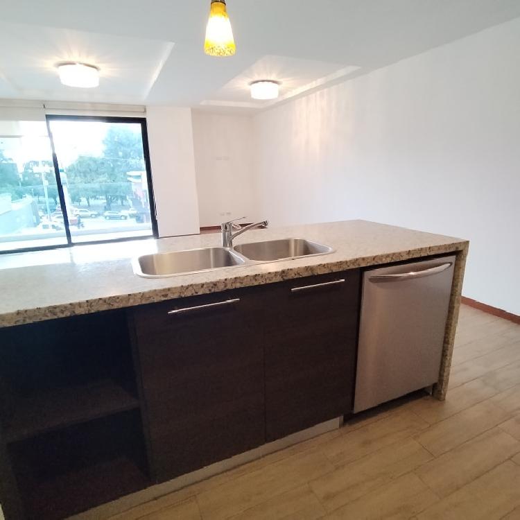 Apartamento en Renta en Edificio Nivó Zona 15 VH I