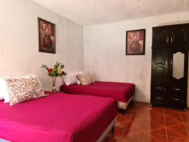 CASA FRENTE A LA PLAYA RAMA BLANCA SIPACATE ESCUINTLA