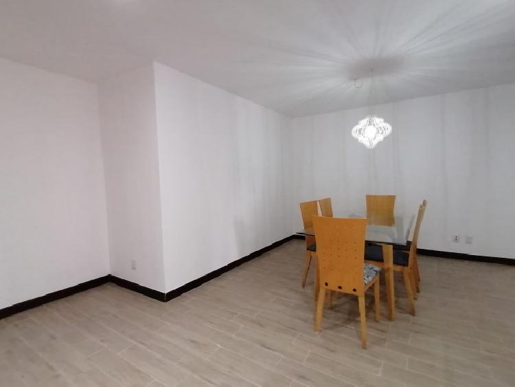 Apartamento de 3 habitaciones en venta Attica Zona 14