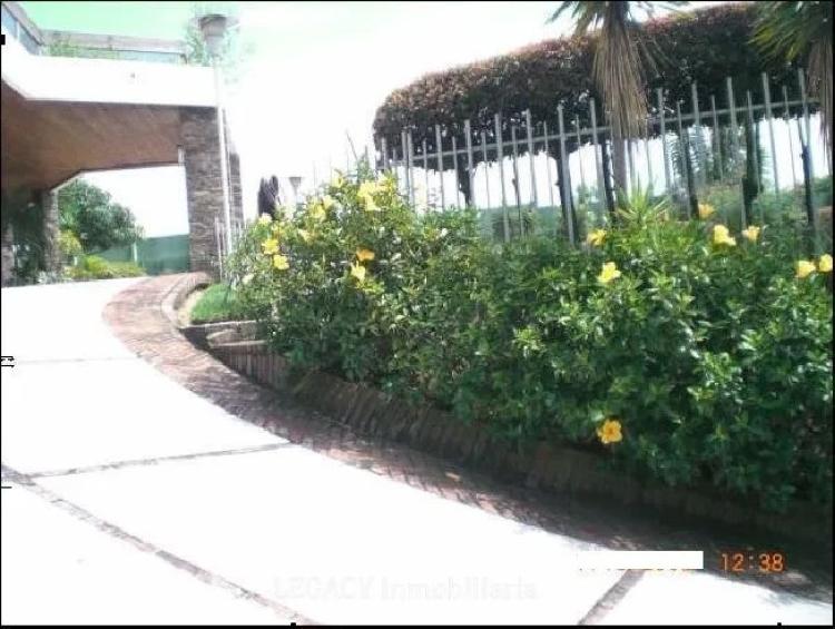 CASA EN VENTA DE LUJO EN CARRETERA A MAYAN GOLF 