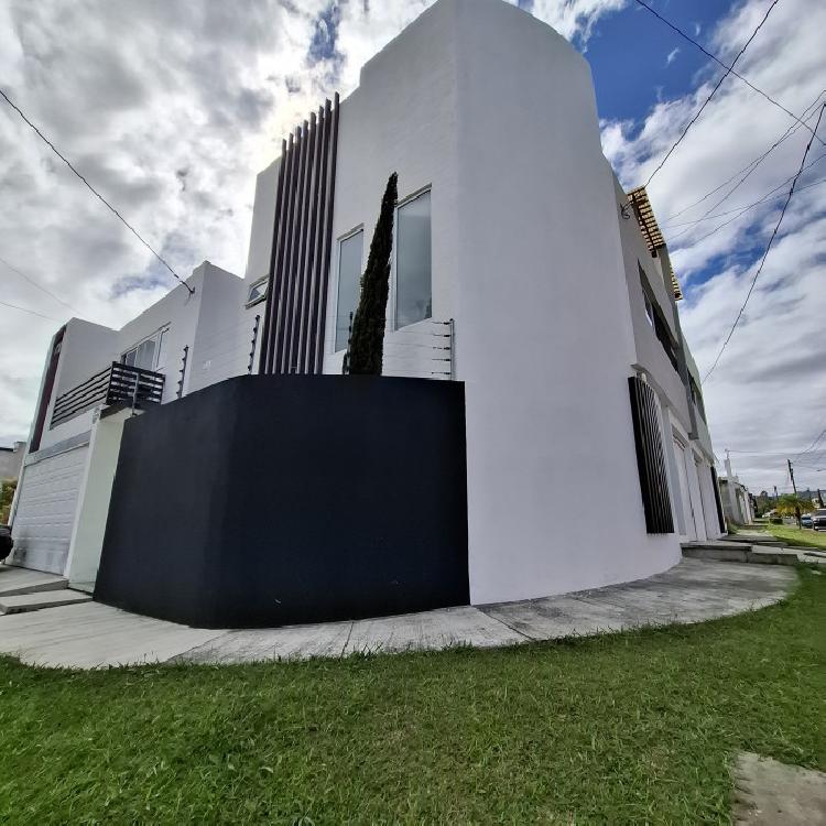 Town House en Venta en Hacienda Real Zona 16 Guatemala