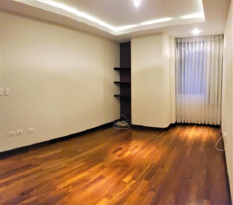 APARTAMENTO EN ALQUILER O VENTA Z.10 GUATEMALA