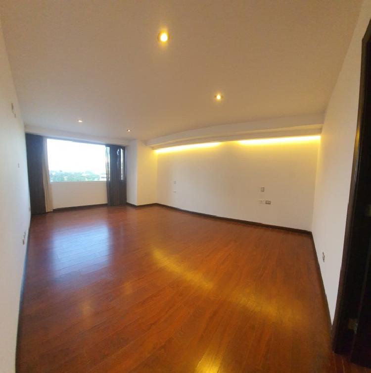 Apartamento en Alquiler Dali Zona 14